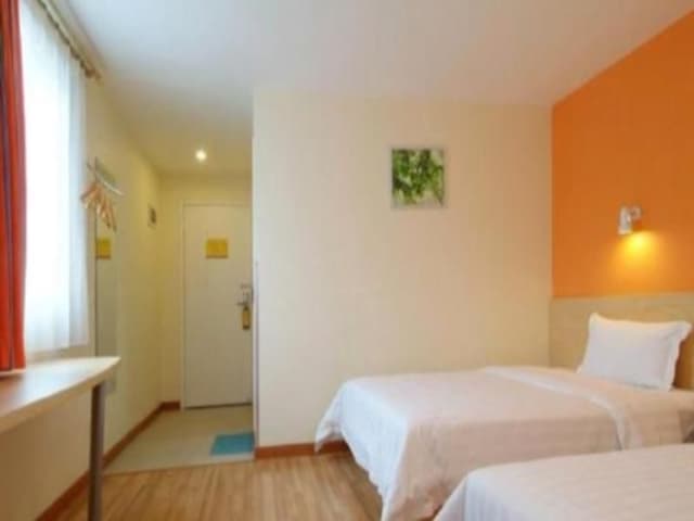 7 Days - Zizhu Twin Room