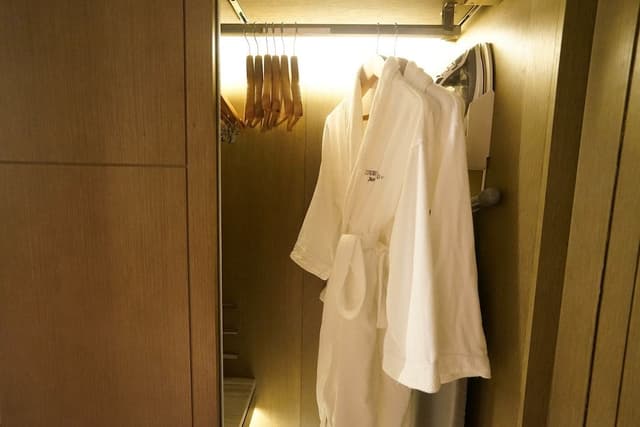 Room, 2 Double Beds, City View