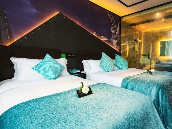 WH - Family Guestroom