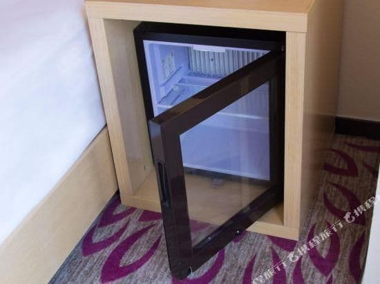 Twin Deluxe Room