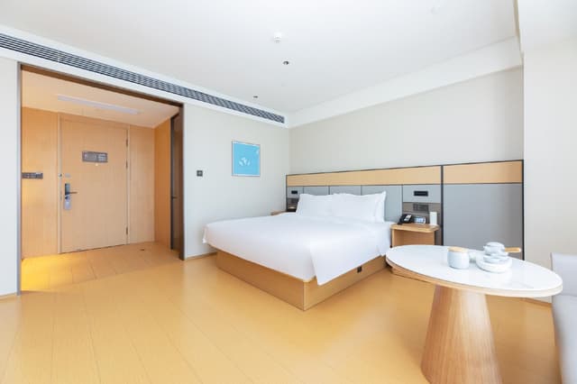 Huazhu - Superior BedRoom