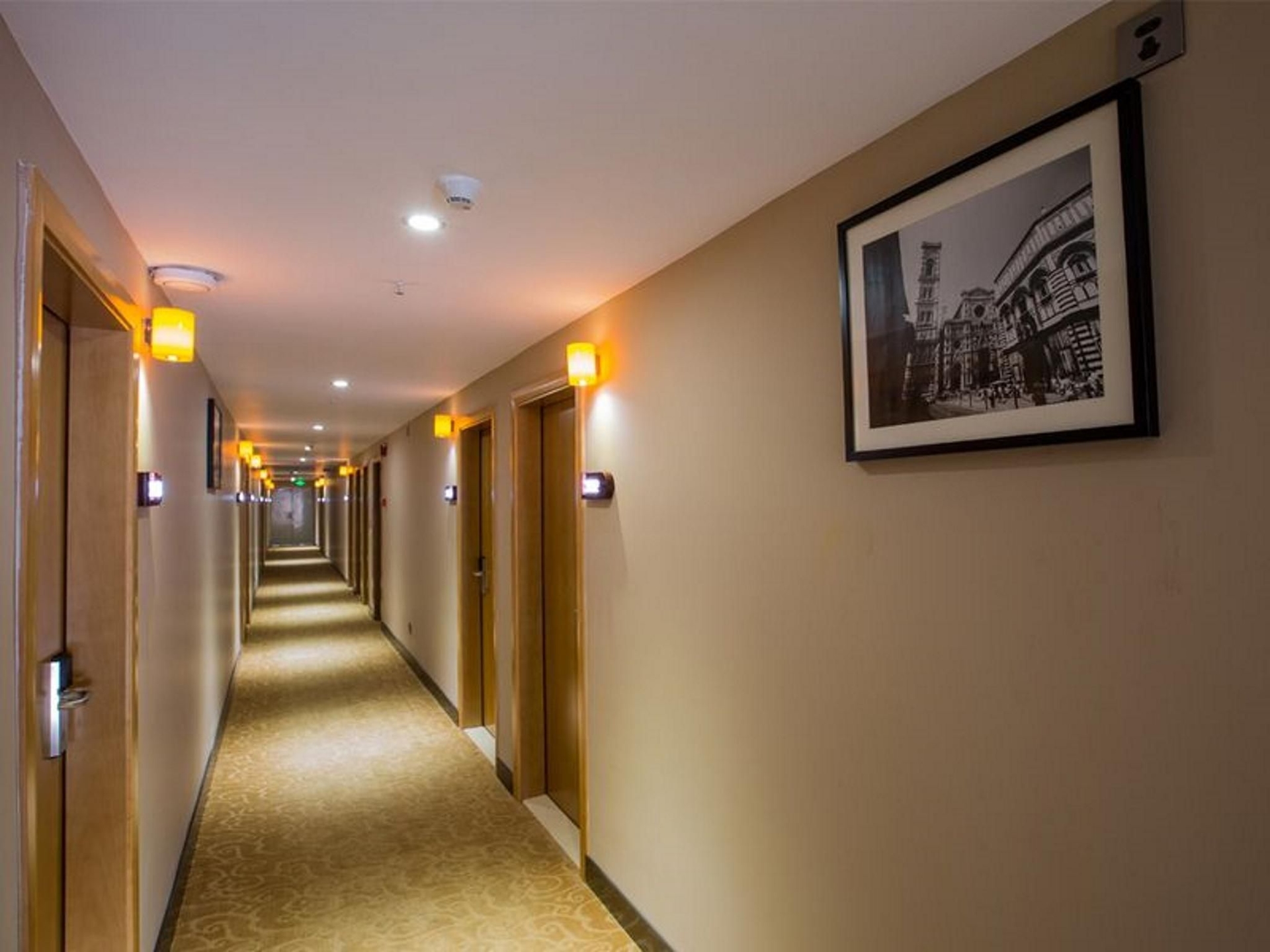 7 เดย์ส อินน์ หลางจง ฉีลี อเวนิวหนานชง เสฉวน ประเทศจีน (7 Days Inn Langzhong Qili Avenue)1
