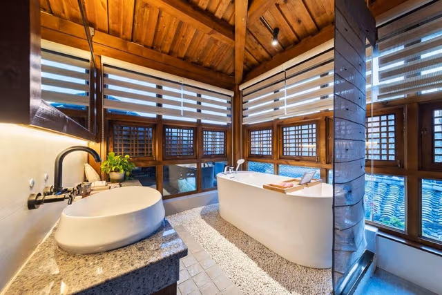 King Suite Room