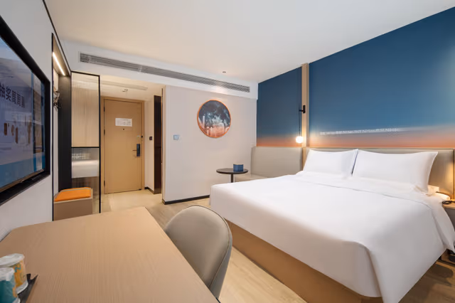 Huazhu - Business Bed Room