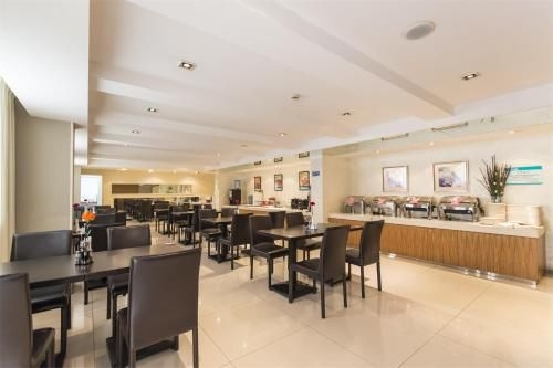 Jinjiang Inn Panzhihua Central Hospital Station Passenger Terminal Center1