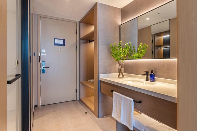 Huazhu - Superior BedRoom