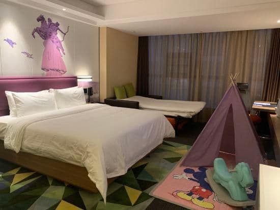 Deluxe Double or Twin Room