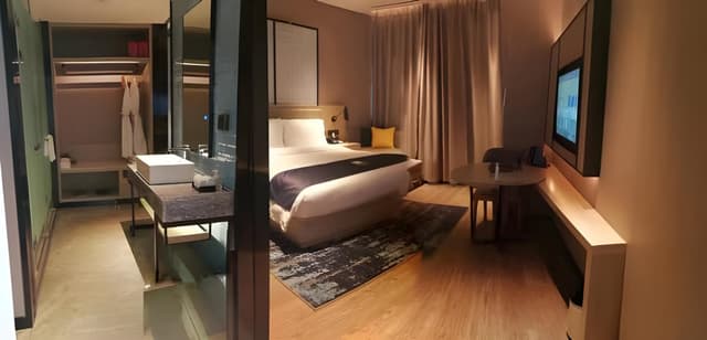 Dossen - Executive Suite