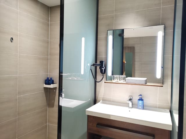 Huazhu - Twin Room