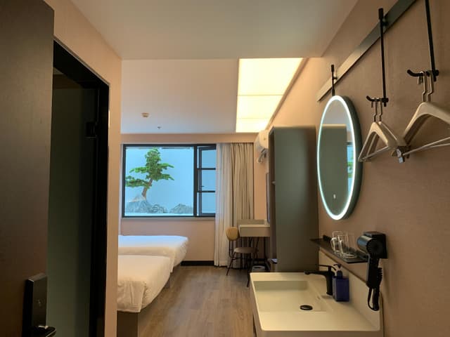 Huazhu - Twin Room