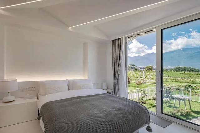 Executive King Room with Bathtub