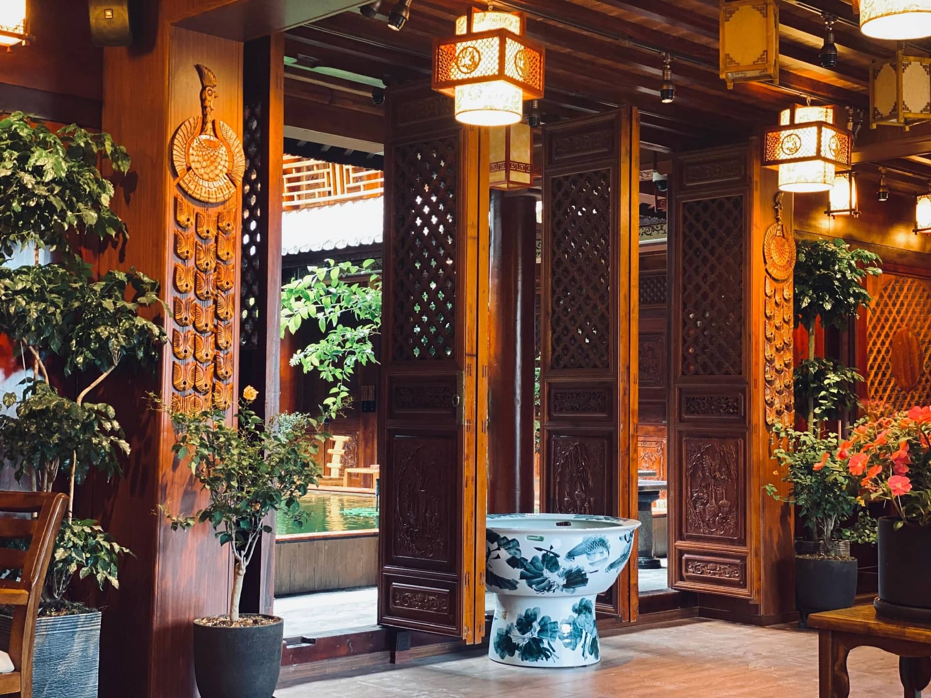 Spirited Silky Inn Spirited Silky Inn