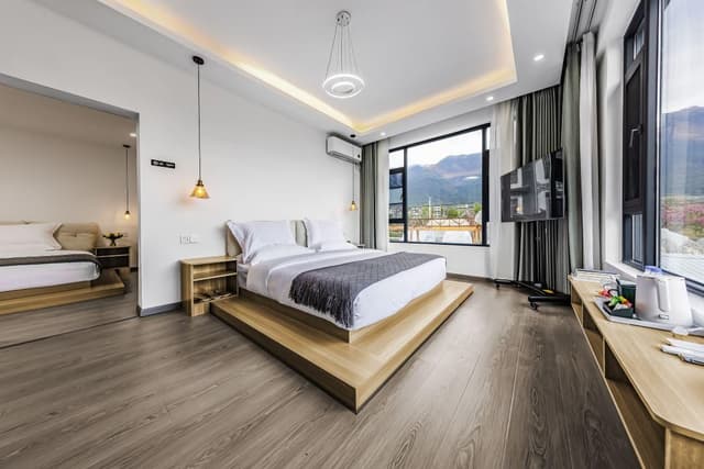 Suite with View