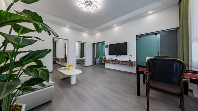 Patio Suite