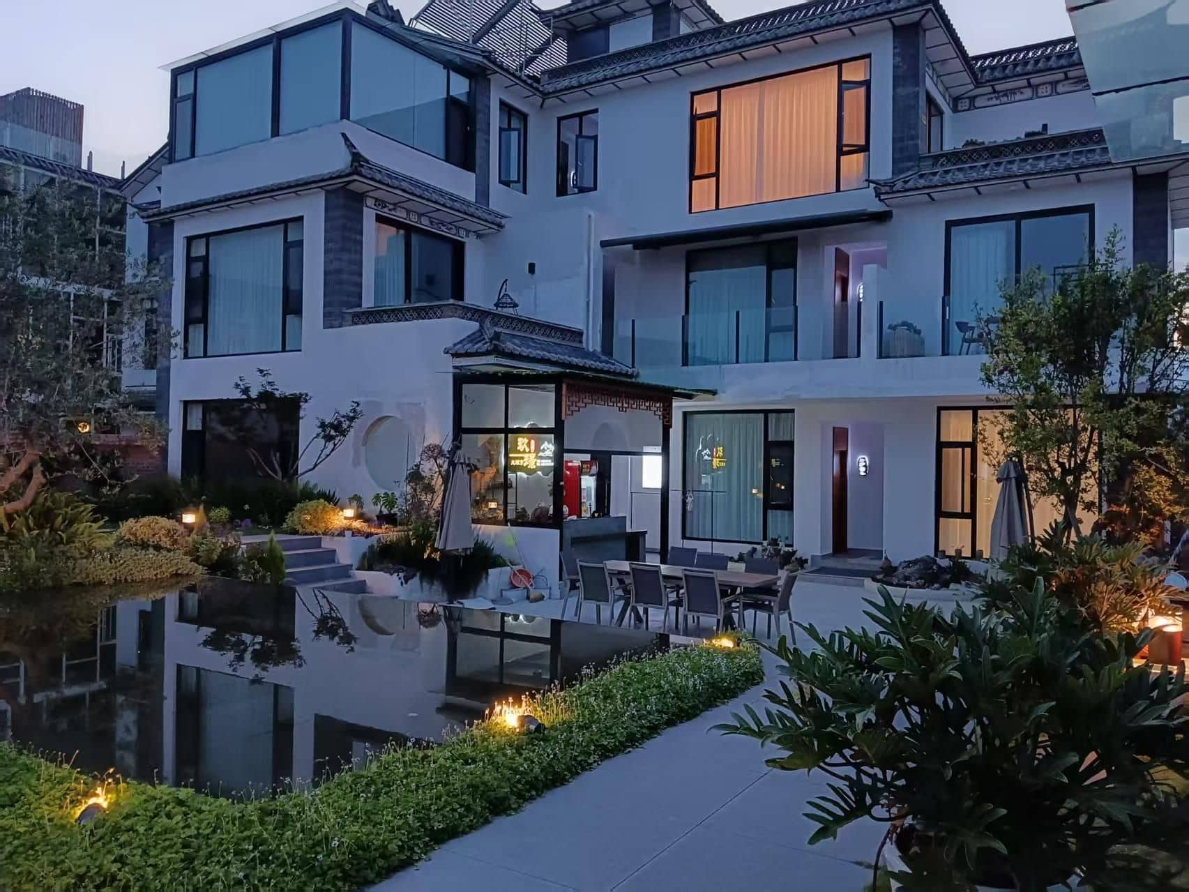 โรงแรมเกสต์เฮาส์เก้าจิง เมืองต้าหลี่ โรงแรมเกสต์เฮาส์เก้าจิง เมืองต้าหลี่