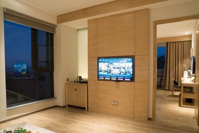 Deluxe Suite