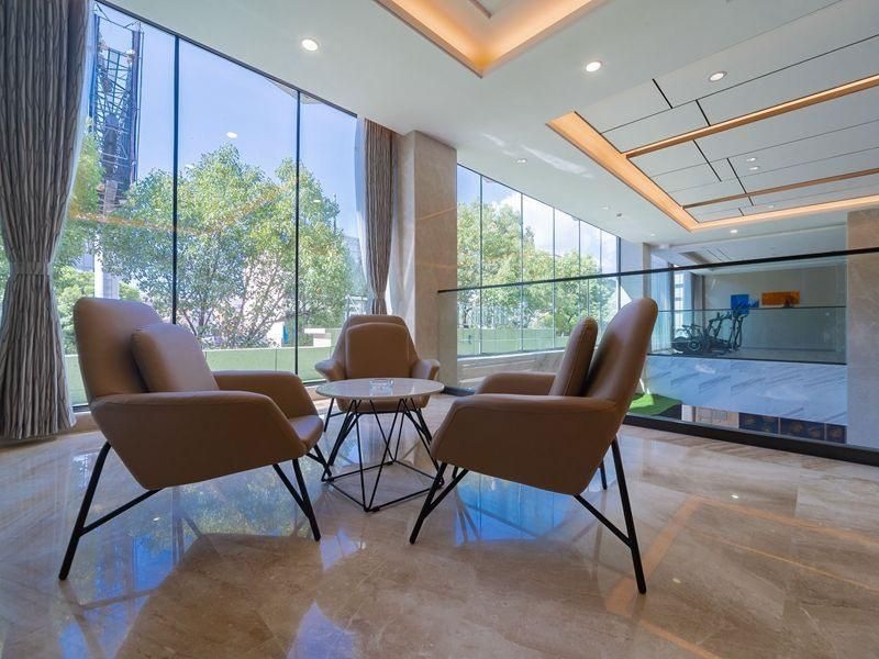 GreenTree Eastern Dali Railway Station Hotel4