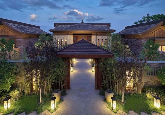 Three Bedroom Pool Vila