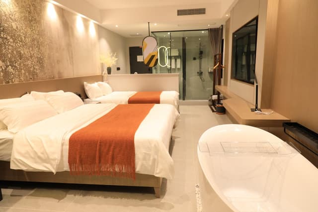 Family Room - 2 Beds