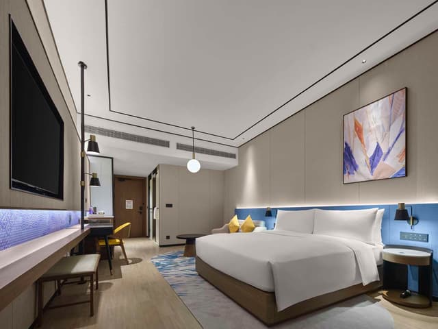 KING GUEST ROOM