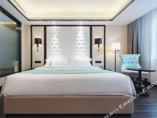 Xana - Bed Room