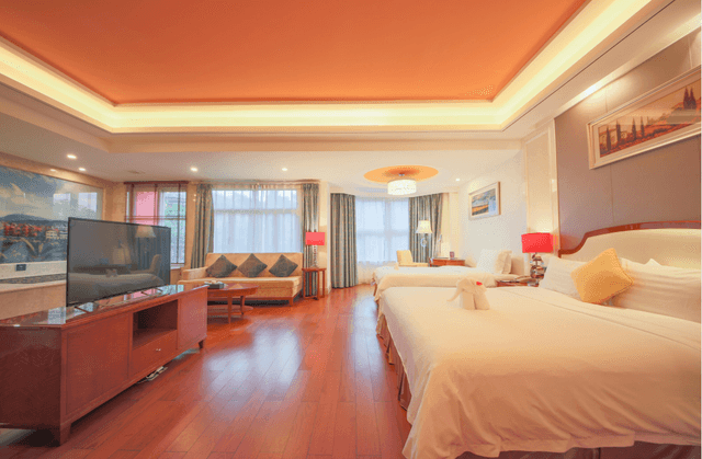 Argyle Deluxe Twin Room