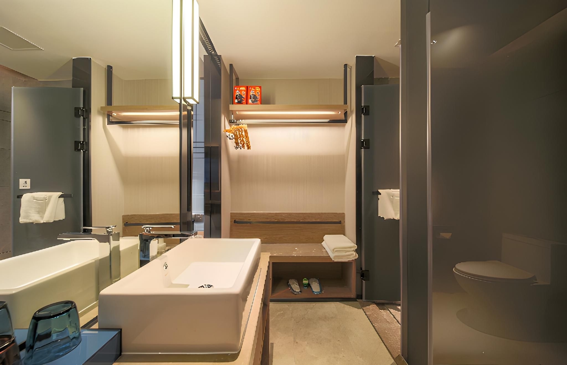 โรงแรมอีชาร์ม เหอหยวน เจียนจี ว่านต่าพลาซ่า (Echarm Hotel Heyuan Jianji Wanda Plaza)1