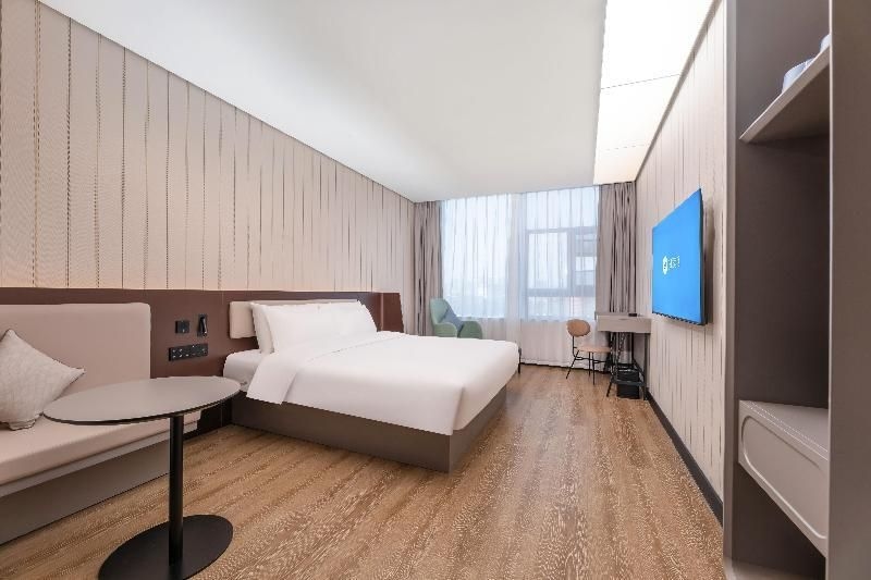 Hanting Hotel Huainan Wuyue Square4