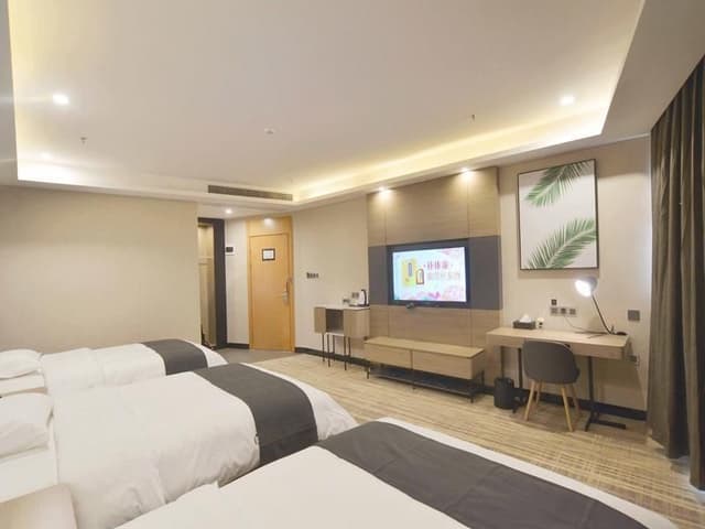 Sunmei - Yashi Business Room with 3 Beds