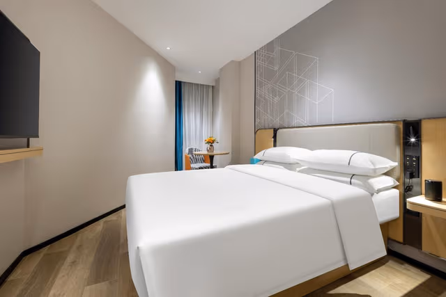 Intelligent Standard Queen Room