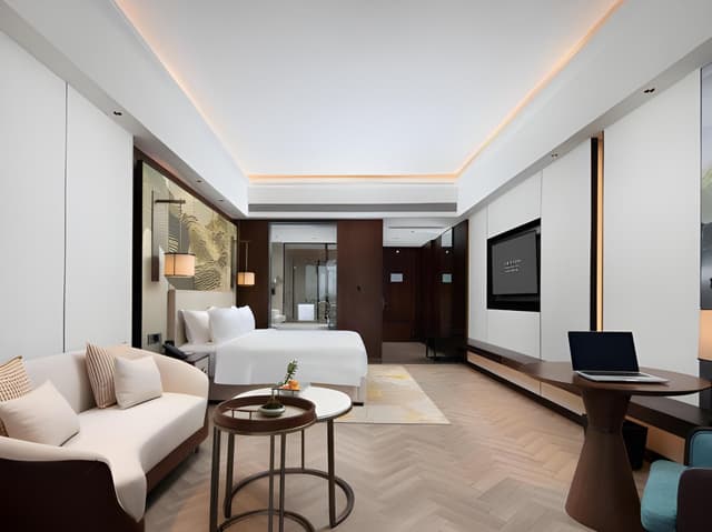Executive Queen Room