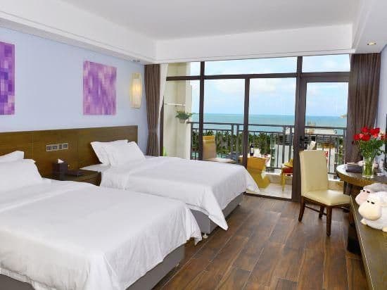 Superior Sea-view Twin Room (With balcony)