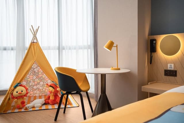 Standard Room, 1 King Bed (Minibar, Kids Theme)