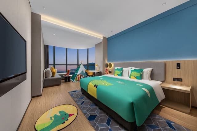Standard Room, 1 King Bed (Minibar, Kids Theme)