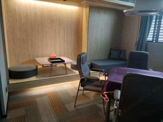 Standard Room (With chess & cards)