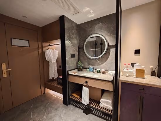 Deluxe Twin Bed Room