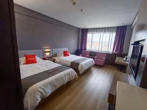 Select Twin Room