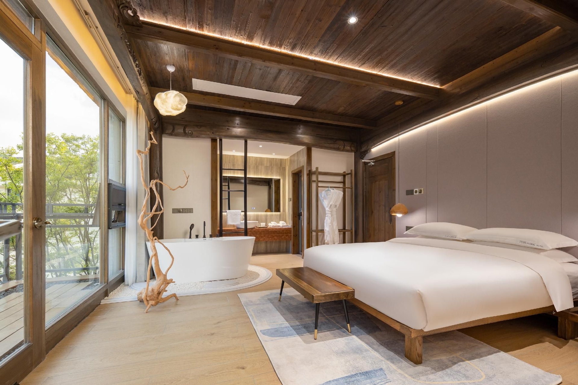 ฟลอรัล ลักชัวรี่ เหิงเตี้ยน ซินตี้ บีแอนด์บี (Floral Luxury Hengdian Xindi B&B)2