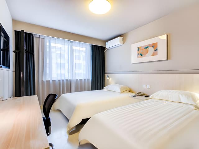 wh - standard room