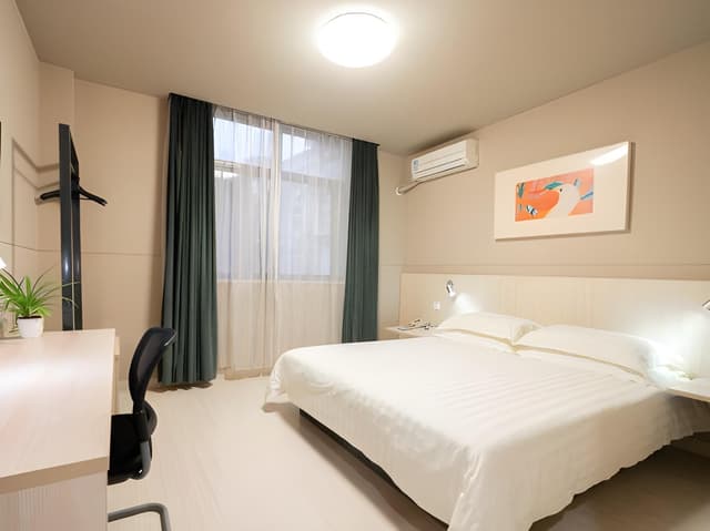 wh - superior bed room