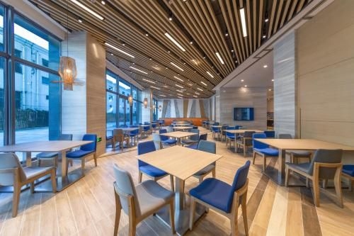 Holiday Inn Express Kaifeng City Center4