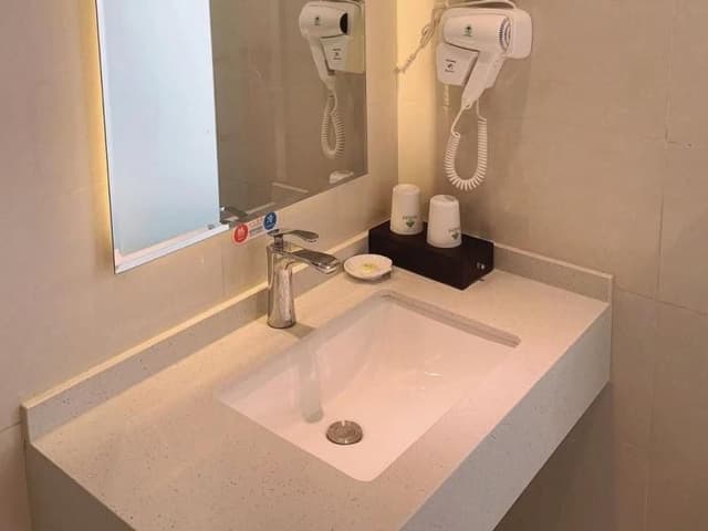 Guest Twin Room