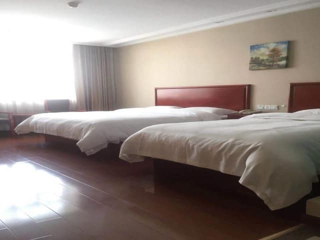 Twin Bussiness Room
