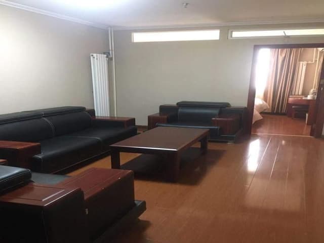 Senior Suite