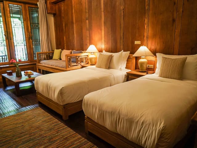 Deluxe Twin Bed Room