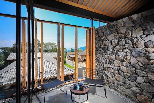 Exclusive Suite