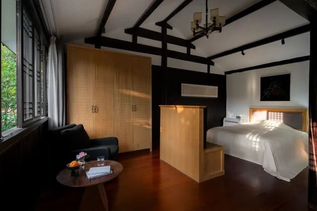 Family Suite, Private Bathroom, Courtyard View