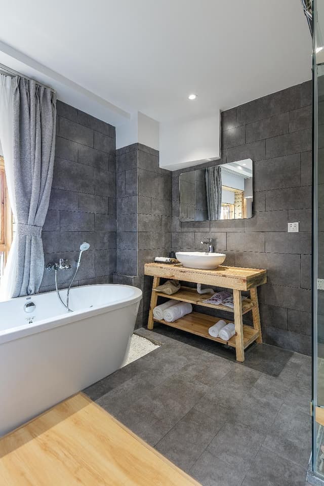 Deluxe Plus Super King Room