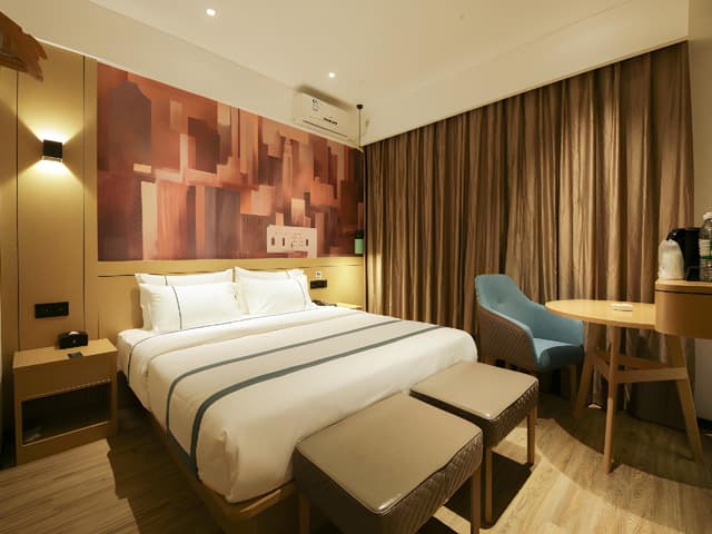 Dossen - Standard Bed Room