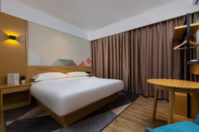 Dossen - Standard Bed Room